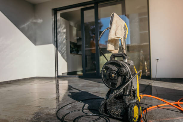 Best Gutter Cleaning  in Ukiah, CA